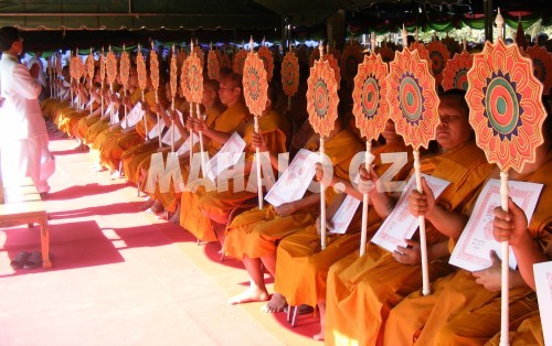 Buddhističtí mniši