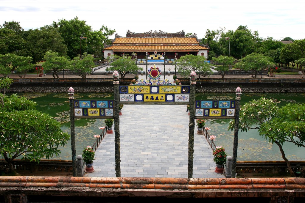 Palác nejvyšší harmonie (Thai Hoa) v Hue
