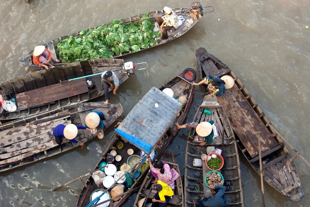 Plovoucí trhy Can Tho na řece Mekong