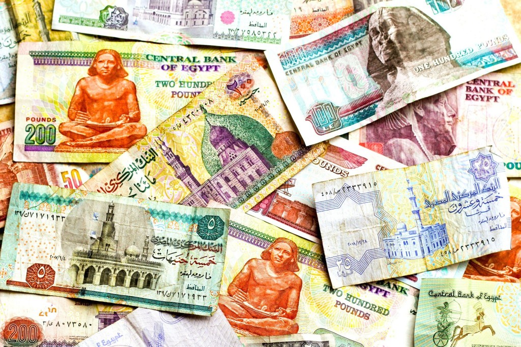 Egyptské peníze = libry