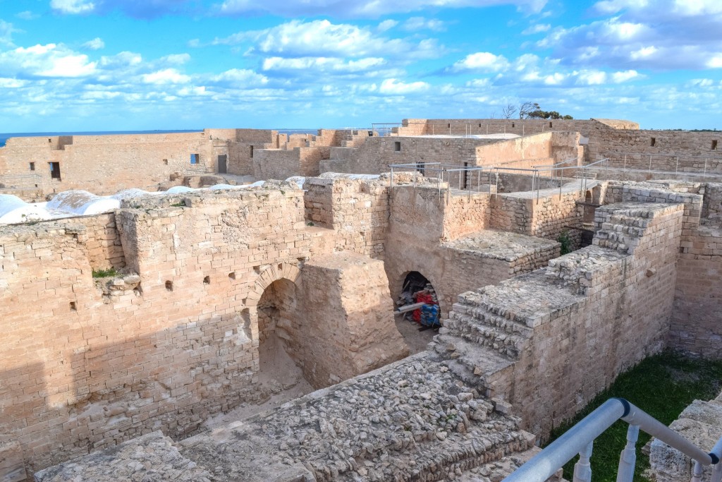 Stedověká pevnost Bordj El Kebir v Houmt Souk