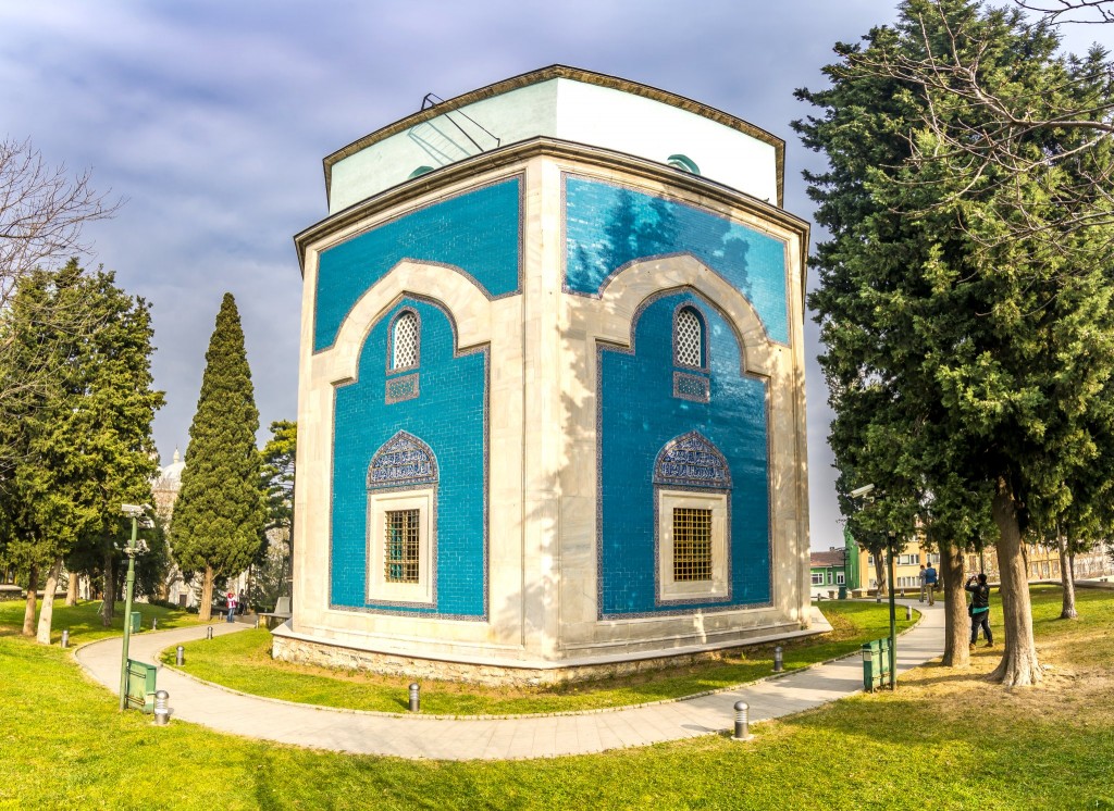Yesit Türbe – Zelené mauzoleum ve městě Bursa