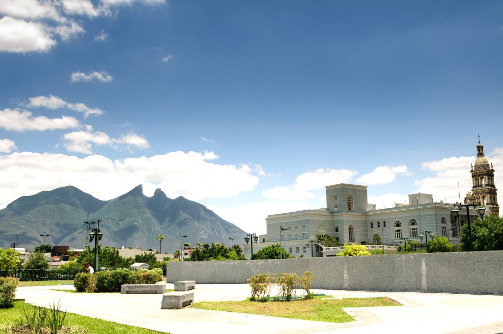 Panorama náměstí města Monterrey