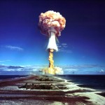 Testování atomové bomby na atolu Mururoa