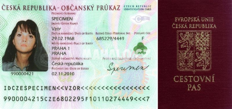 Český občanský průkaz a cestovní pas