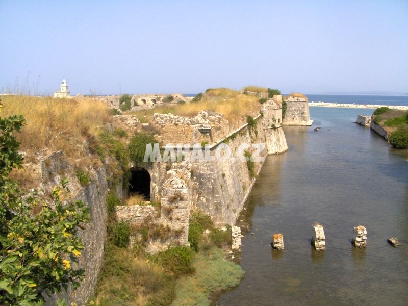 Ruiny pevnosti Santa Maura