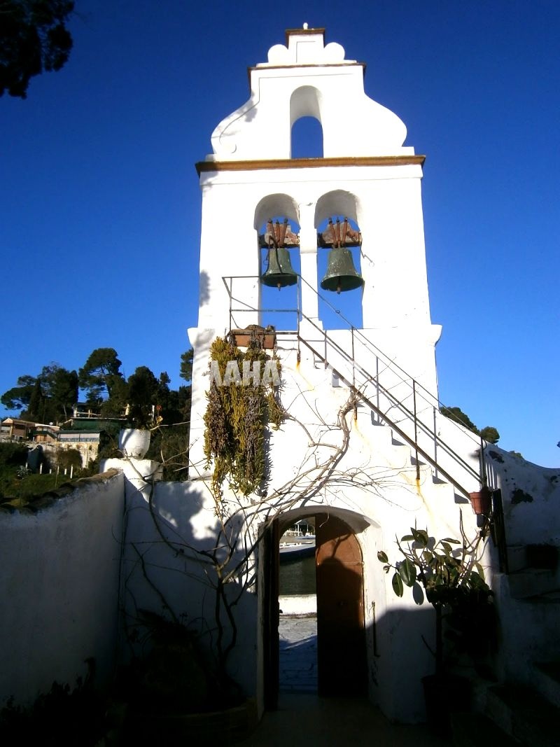 Zvonice kláštera Panagia Vlacherna