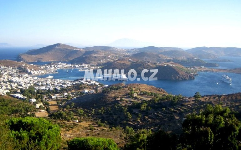 Skala a město Patmos