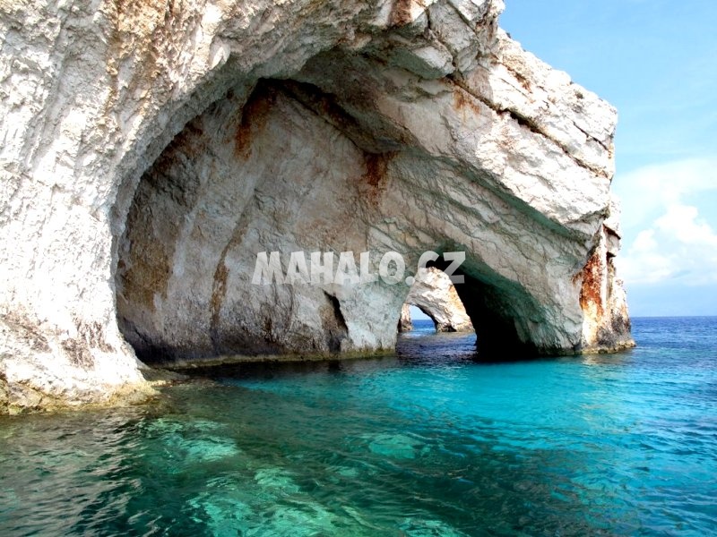 Blue caves (Modré jeskyně) na ostrově Zakynthos