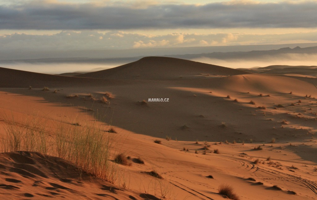 slnko vychádza na Sahare