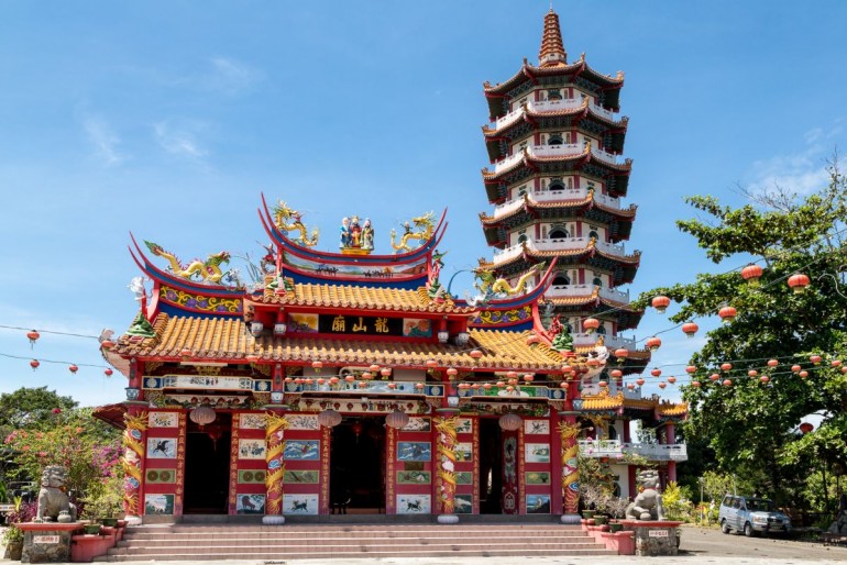 Pagoda Ling San ve městě Tuaran