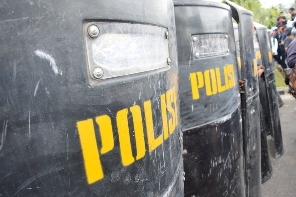 Indonéská policie během nepokojů