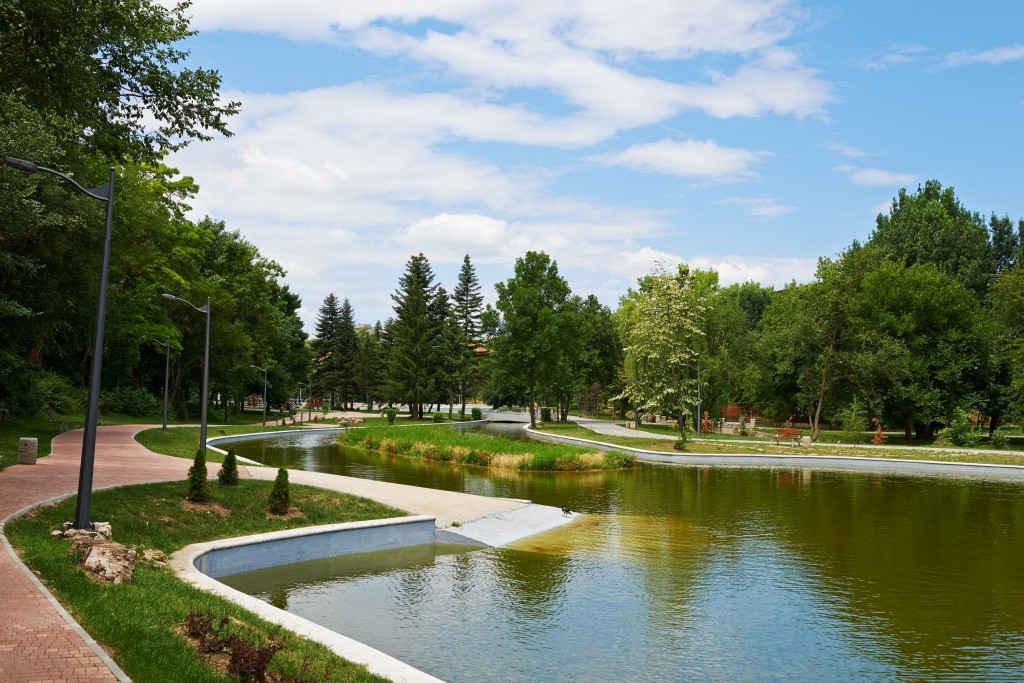 Park ve městě Dobrič