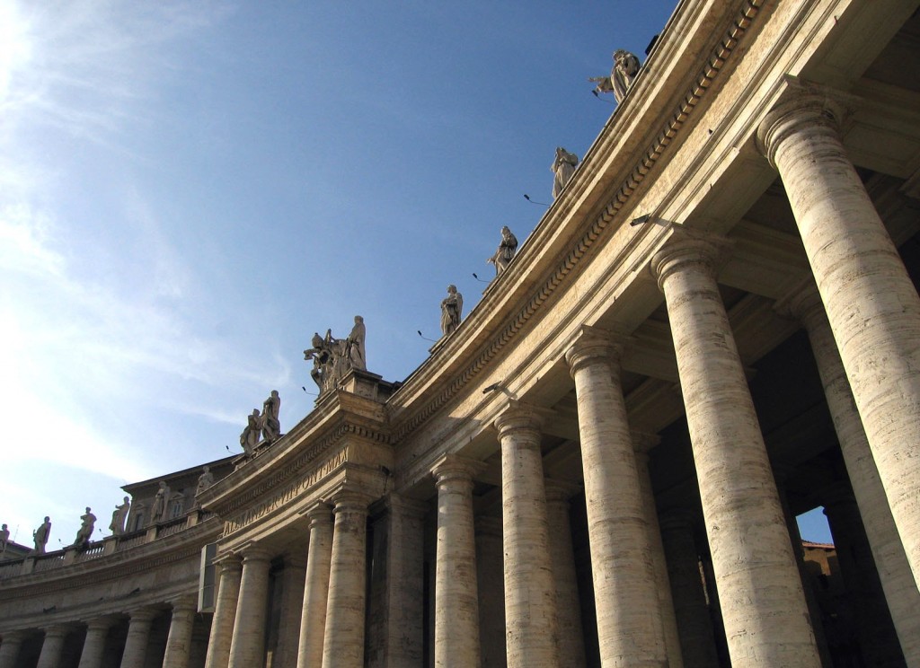 Detail kolonády na náměstí sv. Petra