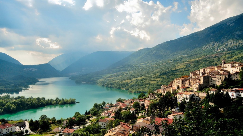 Nádherná krajina regionu Abruzzo
