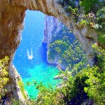 Skalnaté pobřeží Capri