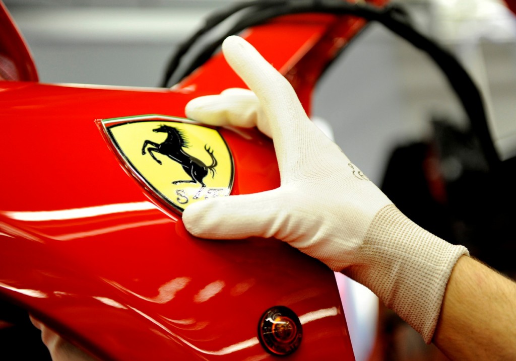 Továrna na vozy Ferrari se nachází právě v Emilia-Romagna