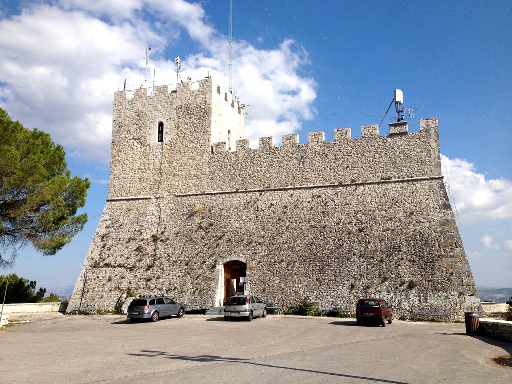 Hrad Castello Monforte