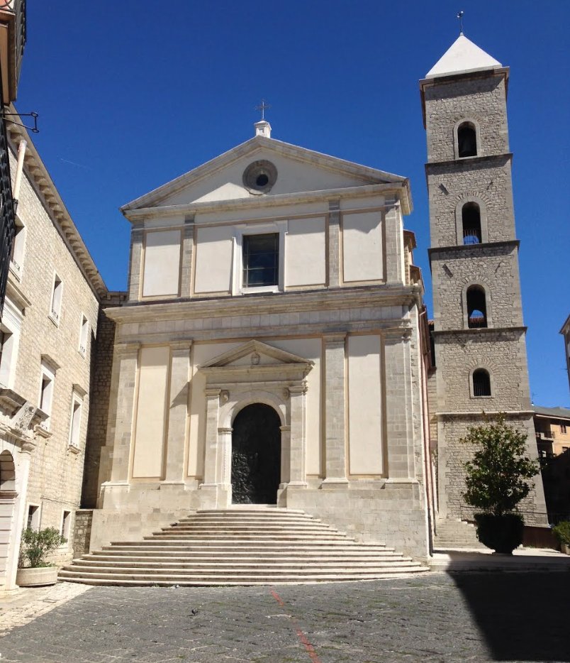 Katedrála sv. Gerarda ve městě Potenza