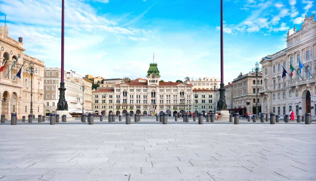 Piazza Unita d'Italia v Trieste