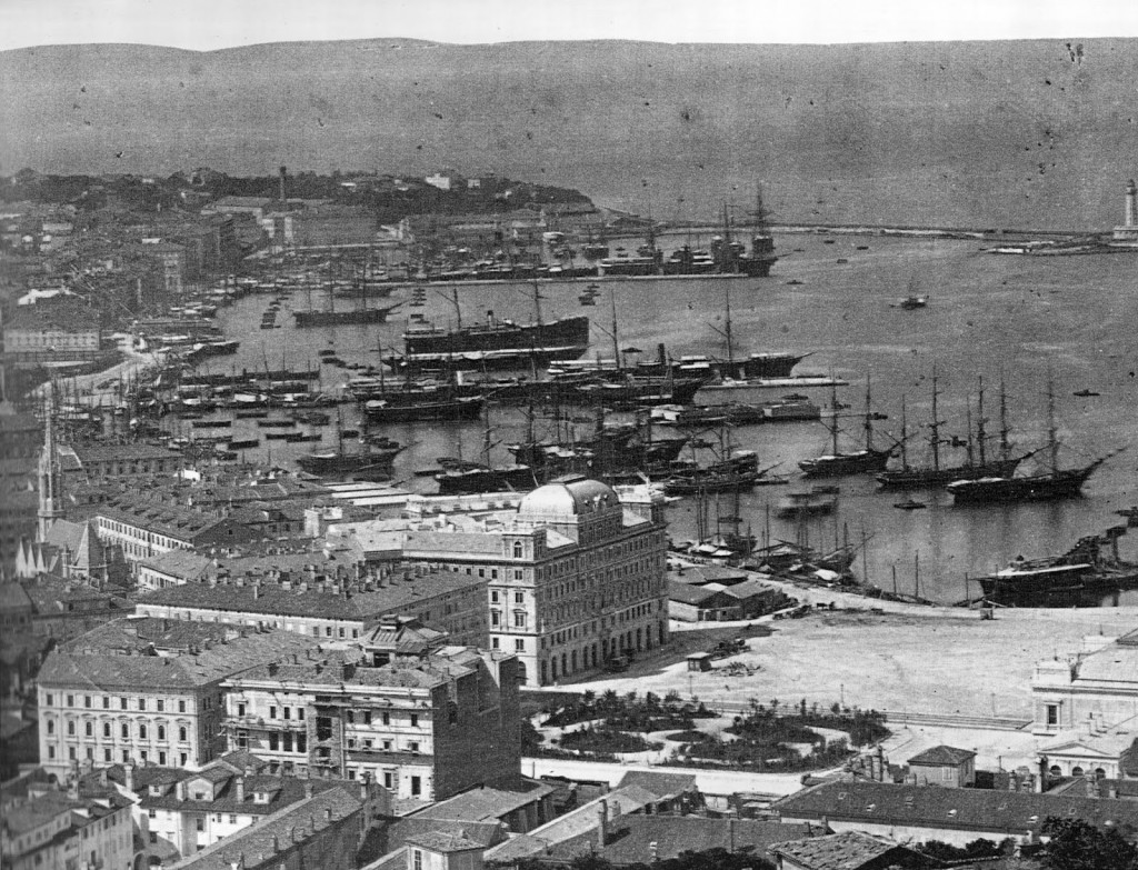 Přístav v Trieste v roce 1885