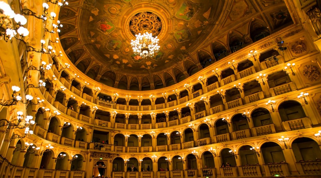 Teatro Comunale v Bologni