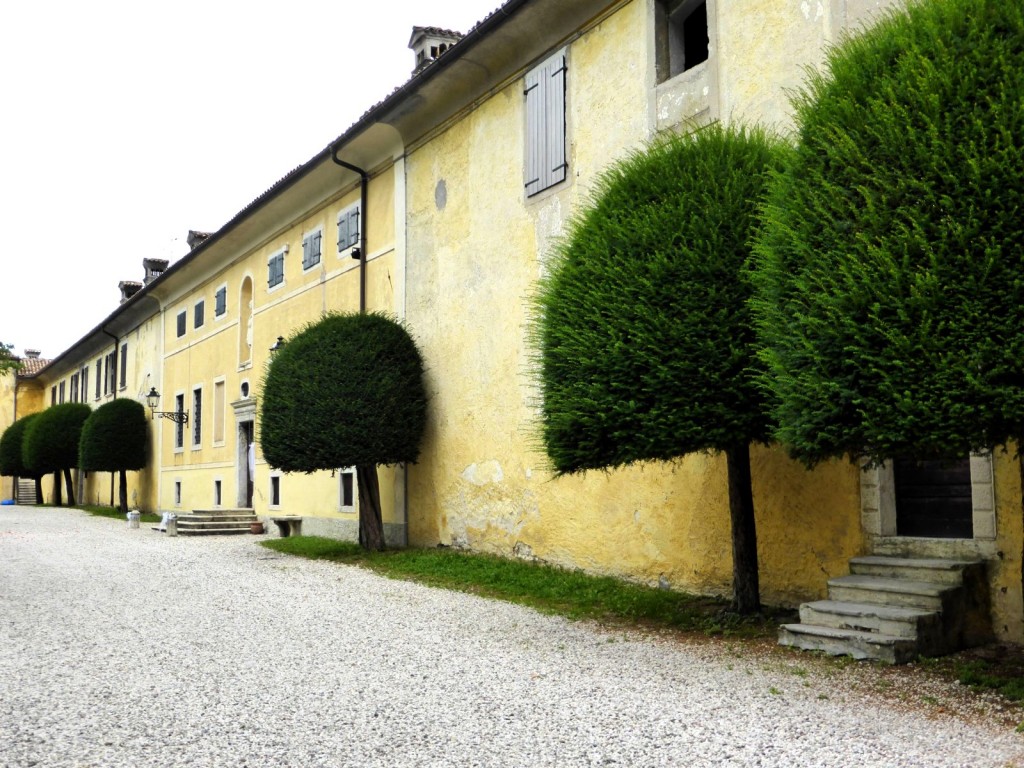 Palazzo Lodron